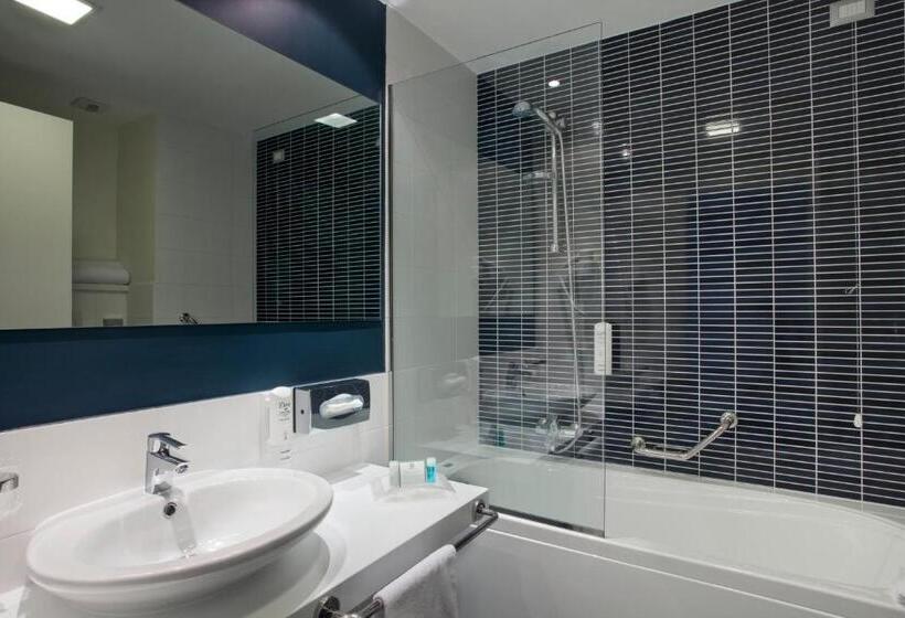 Семейный Номер, Holiday Inn Milan Nord Zara, An Ihg