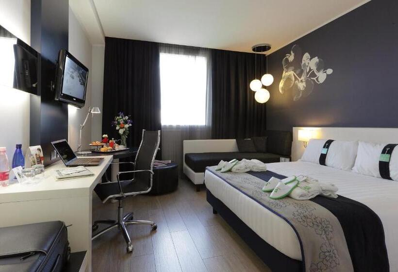 Номер Executive, Holiday Inn Milan Nord Zara, An Ihg