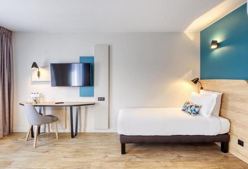 Семейное Студио, Appart City Confort Paris Clichy  Mairie