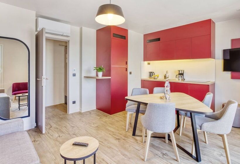 Апартаменты 2 Спальни, Appart City Confort Paris Clichy  Mairie