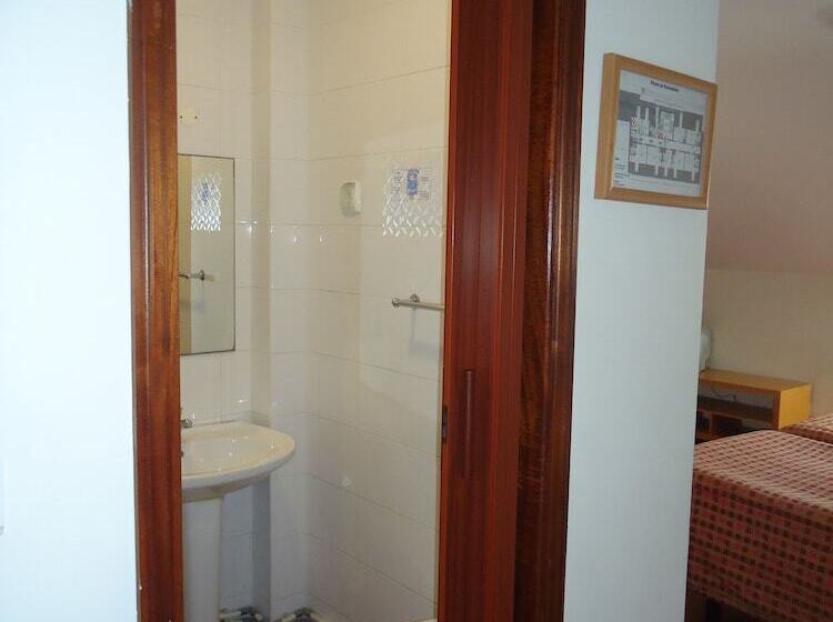 Quarto Triplo Standart, Pouso Dos Anjos