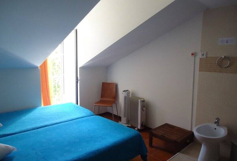 Quarto Standard Casa de Banho Partilhada, Pouso Dos Anjos