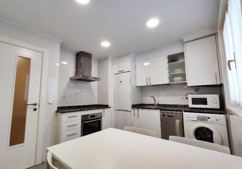 Апартаменты 3 Спальни, Gestión De Alojamientos Apartments