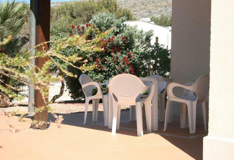 Appartamento 2 Camere da Letto, Residence Punta Longa