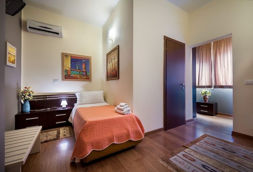 اتاق استاندارد یک نفره, Sky Sleeping