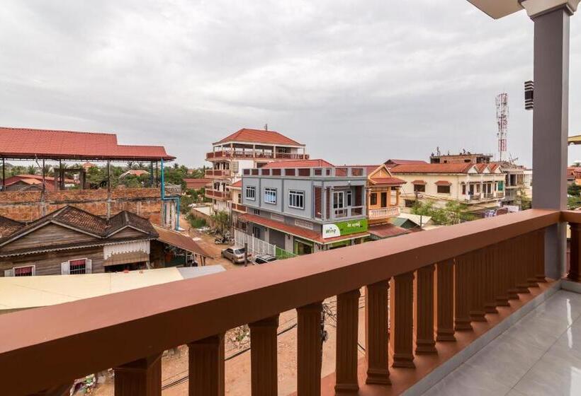 اتاق لوکس خانوادگی, Aniza Angkor Villa