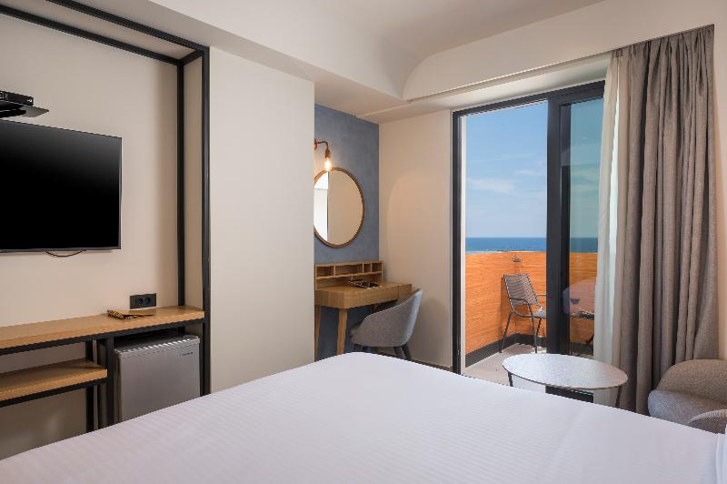 스탠다드 룸 풀장 전망, Hyperion City Hotel & Spa