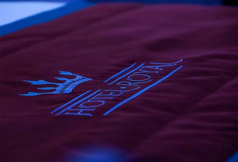 اتاق لوکس, Royal