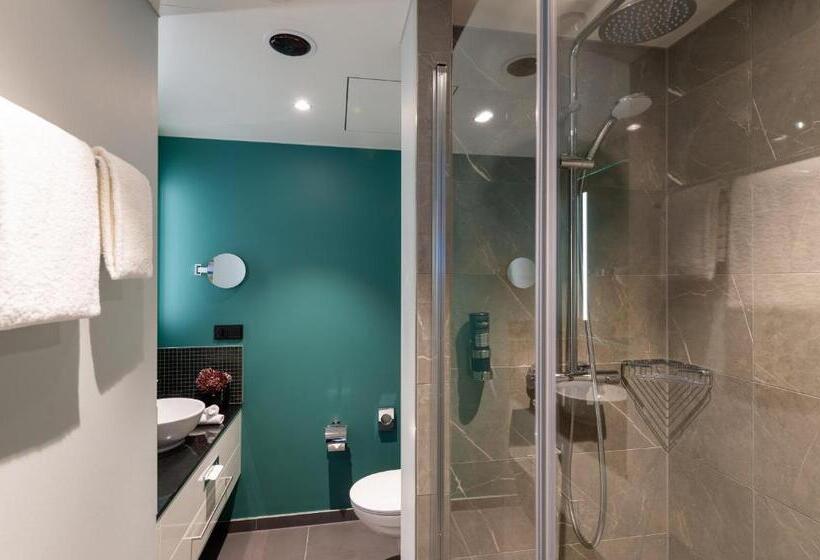غرفة ديلوكس ثلاثية, Leonardo Hotel Augsburg