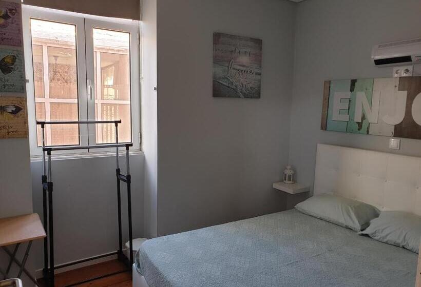اتاق استاندارد با سرویس بهداشتی مشترک, Why Not  Guest House Espinho