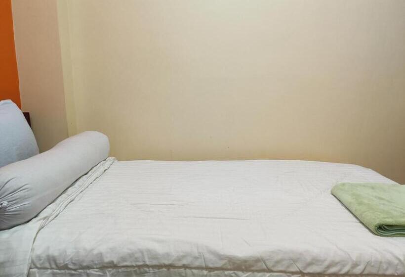 스탠다드 싱글 룸, Balqies Homestay Syariah Makassar Mitra Reddoorz