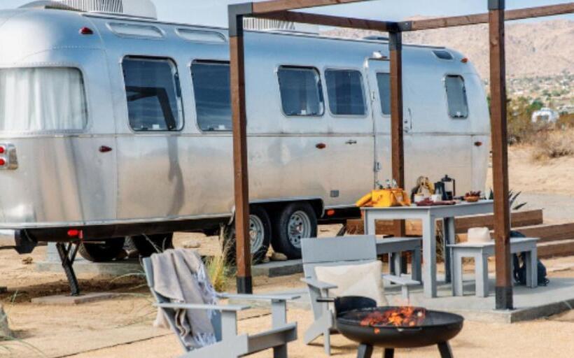 חדר דלוקס, Autocamp Joshua Tree