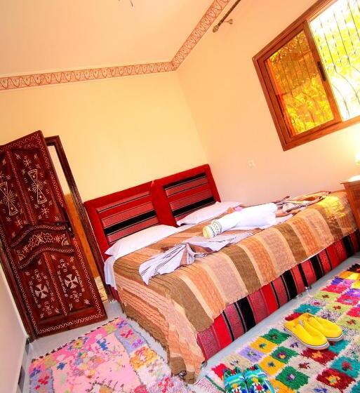 Standard Room with Balcony, Jnane Karma
