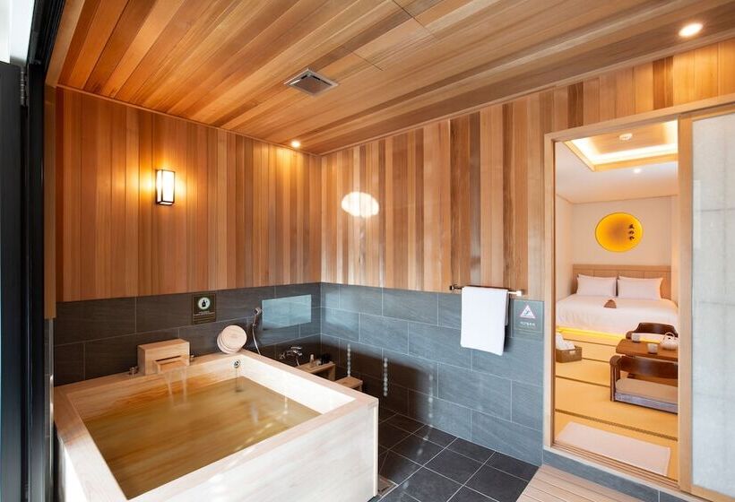 اتاق لوکس, Tomonoya Hotel & Ryokan Daecheon