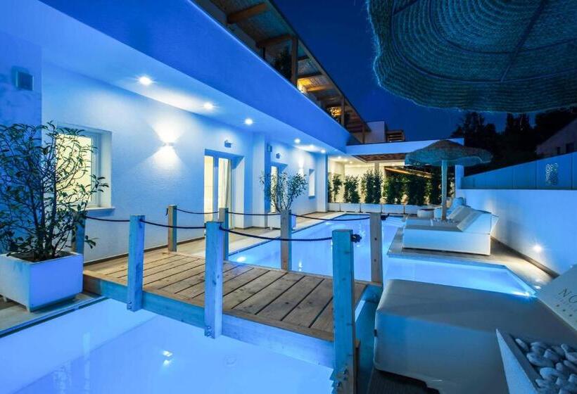 Номер Deluxe, Noha Lifestyle Hotel   Adults Only
