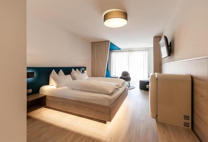주니어 스위트, Bollenhuthotel Kirnbacher Hof