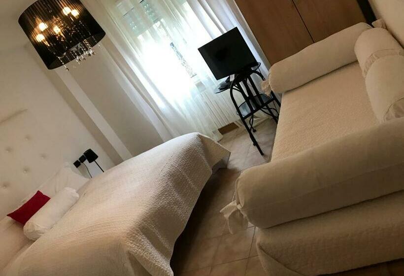 اتاق استاندارد چهار تخته, Ascoli Bonjour B&b & Apartments Parcheggio Privato & Giardino