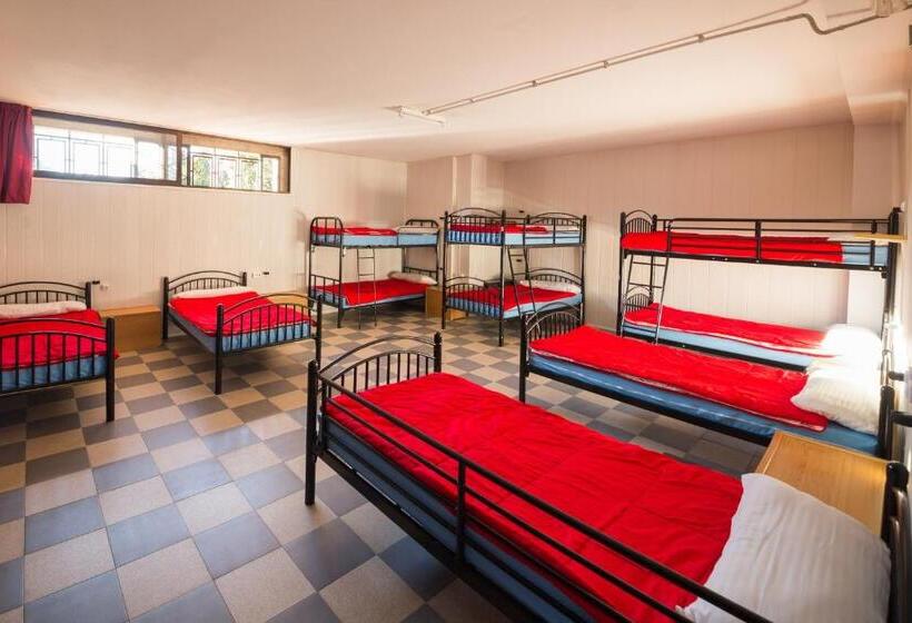 共用房间的床, Albergue Villa San Clemente