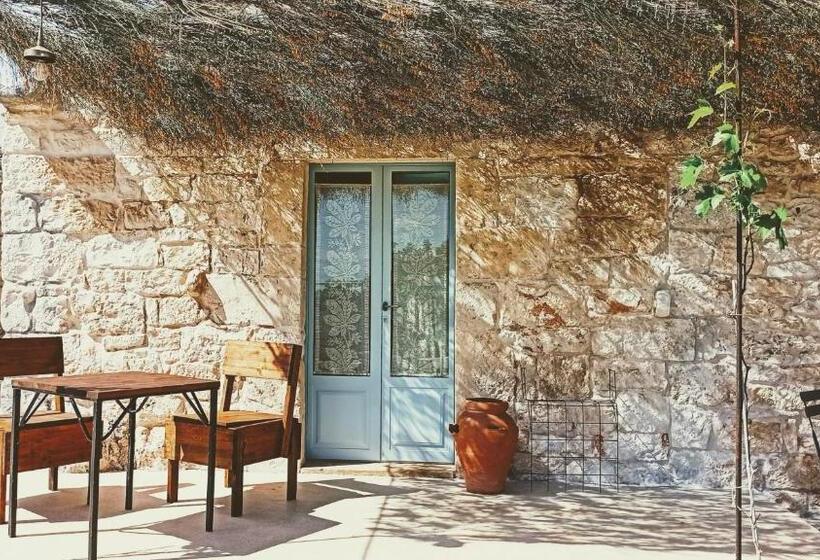 スタンダードインサイドビュールーム, Masseria Lojazzo