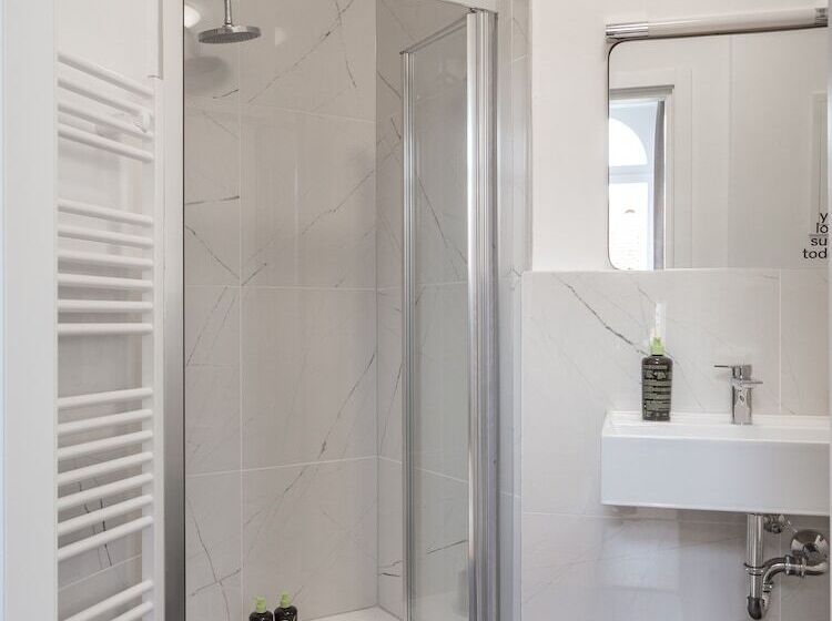 جناح مزوَّد بشرفة, Limehome Badenbaden Baderstraße