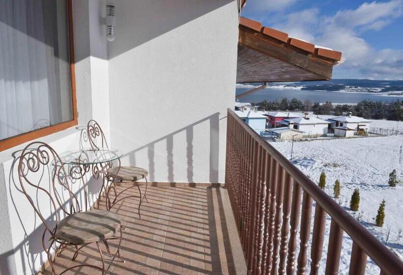 Номер Стандарт с Балконом, Family Hotel The View & Spa