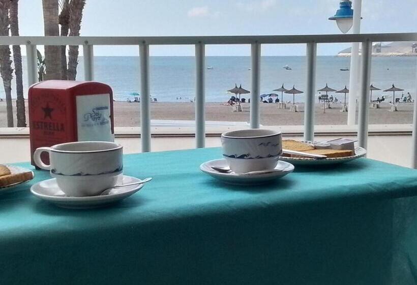 스탠다드 룸, Pensión Sol Y Playa
