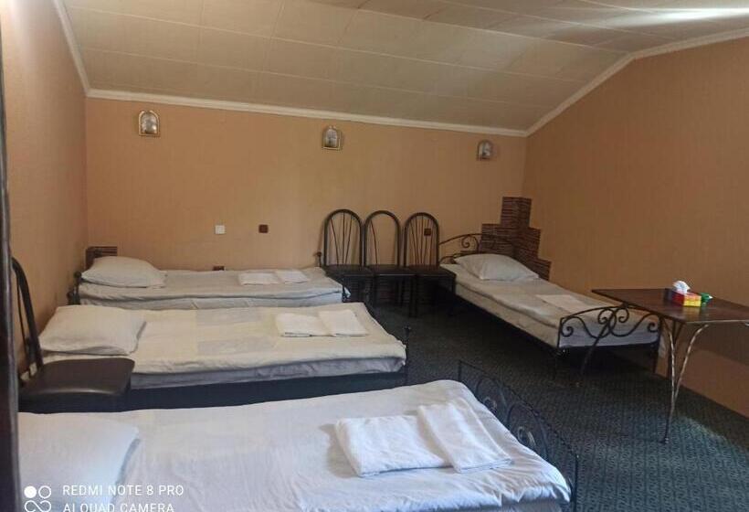 Четырехместный Номер Классик, Motel Ararat