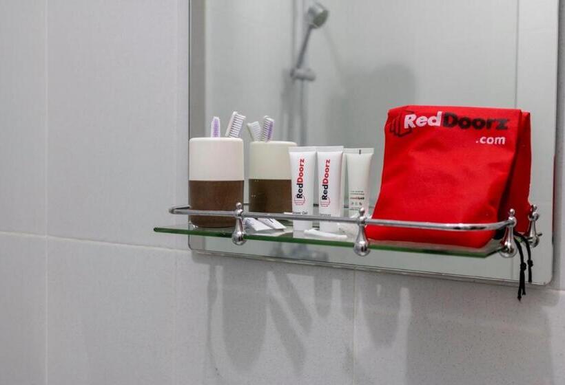 Полулюкс, Reddoorz Syariah Near Universitas Syiah Kuala Aceh