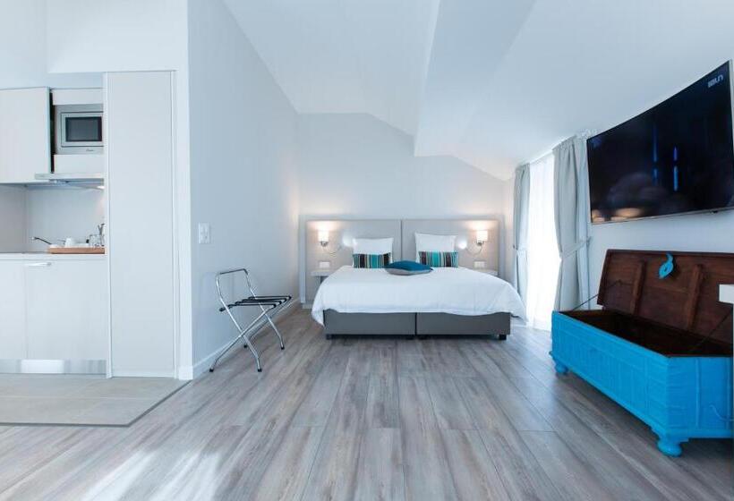 Студио Стандарт с Балконом, Auberge Des Grands Bois