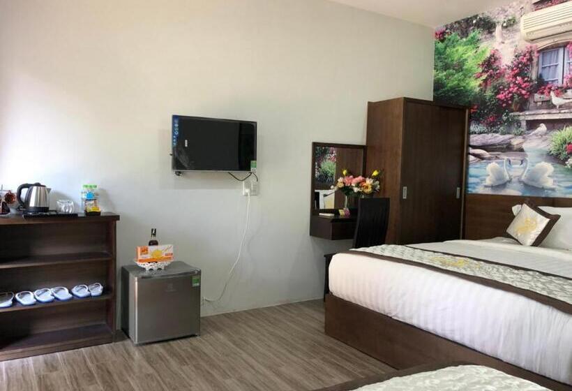 اتاق استاندارد با سرویس بهداشتی مشترک, Sang Như Ngọc Resort