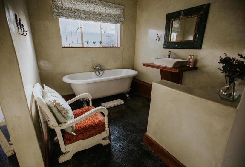 Номер Superior Кровать Кинг, Three Birds Country House