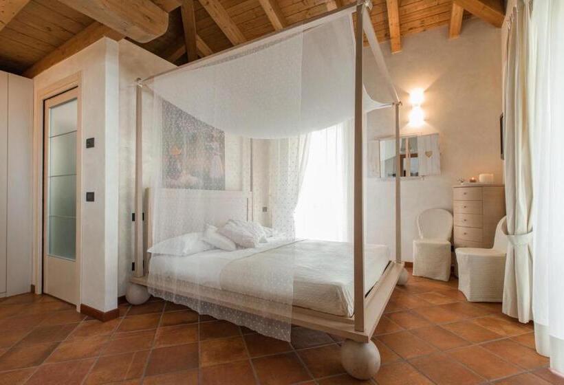 스탠다드 룸 킹사이즈 침대, Fontanile Relais   Valcalepio Lounge