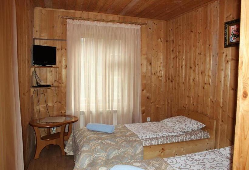 Номер Стандарт, три брати
