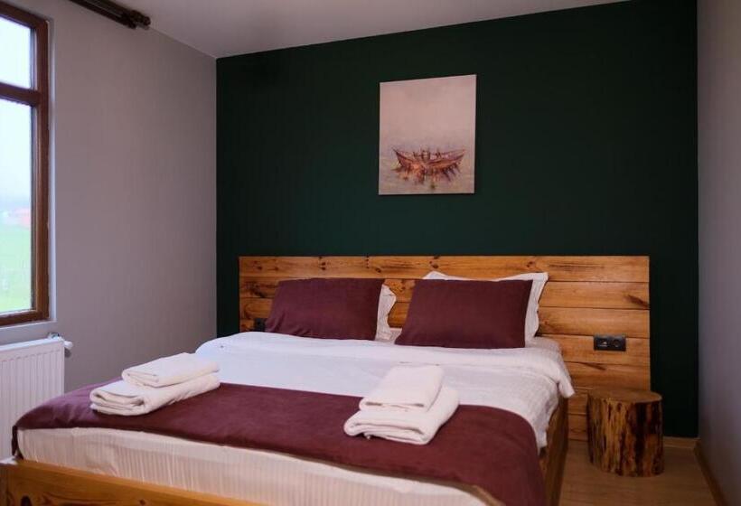 Номер Стандарт, Zeyti̇ndali Yayla Otel