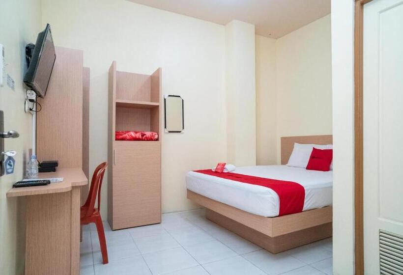 Номер Economy, Reddoorz Syariah Near Taman Siring 2