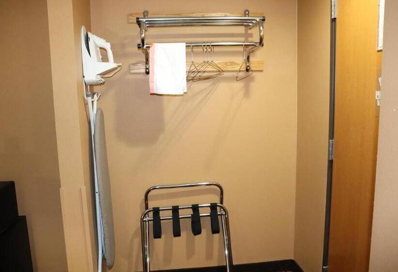Номер Стандарт, Prairie Inn Holmen La Crosse Area