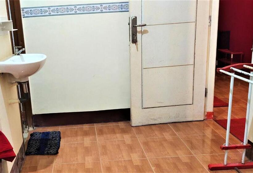 اتاق استاندارد یک نفره, Katawa Guest House Syariah