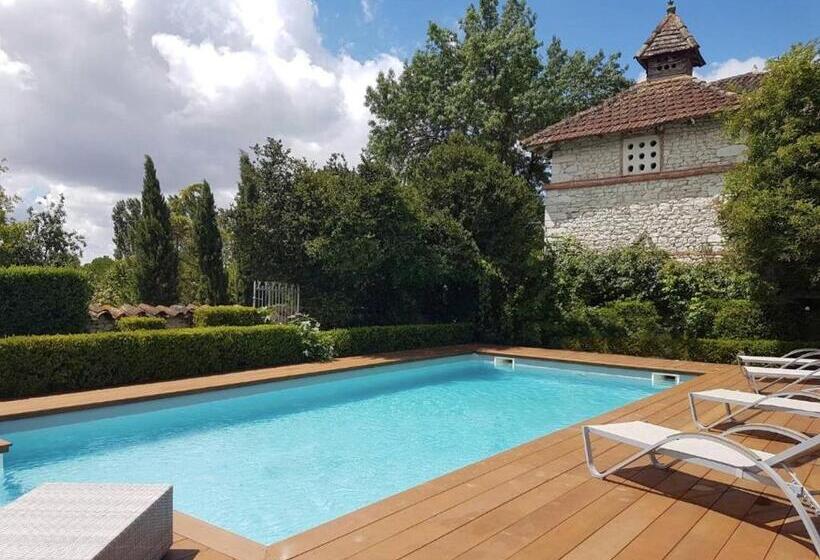 Четырехместный Номер Deluxe, Domaine De La Monestarié   Teritoria