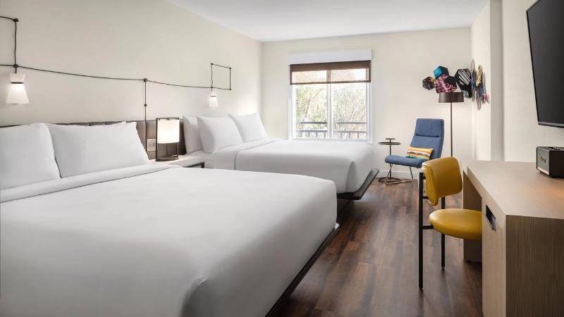 Standard Room King Size Bed, Aloft Mountain View