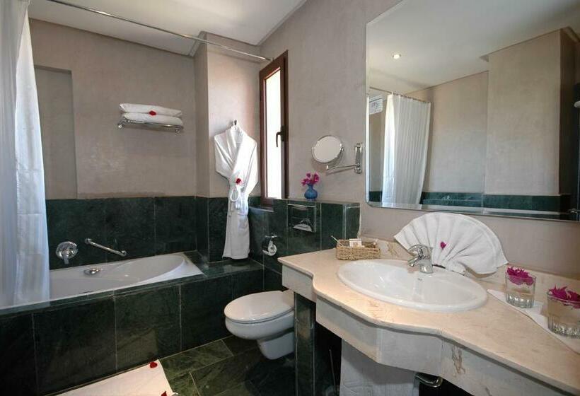 اتاق استاندارد سه تخته با چشم‌انداز باغ, Zalagh Kasbah Hotel & Spa