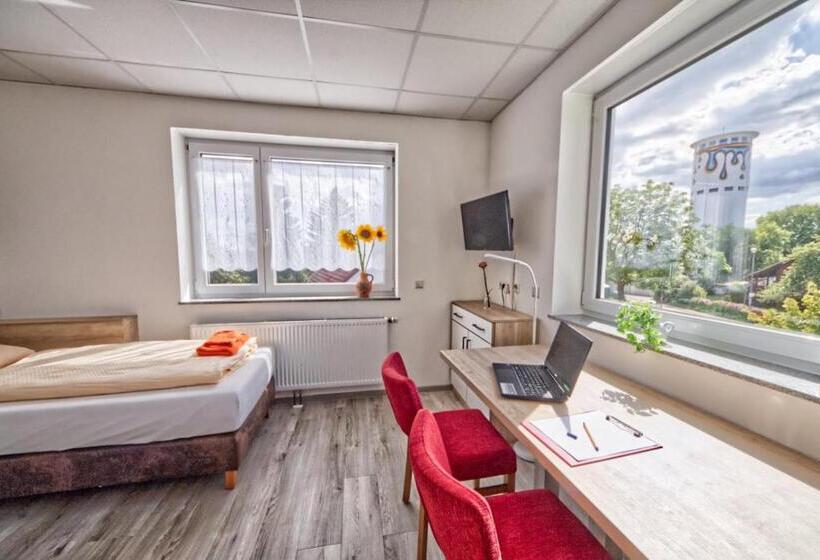 דירת שני חדרים, Apartment Lichtenwald