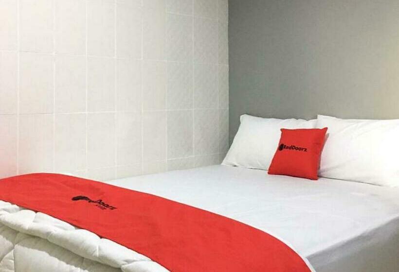 Номер Стандарт, Reddoorz @ Citraland Surabaya
