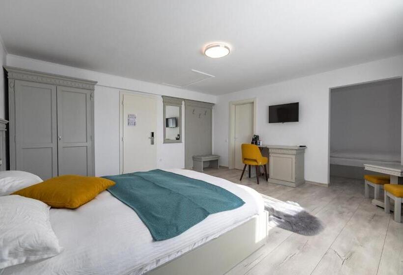 اتاق استاندارد, Volo Guest House