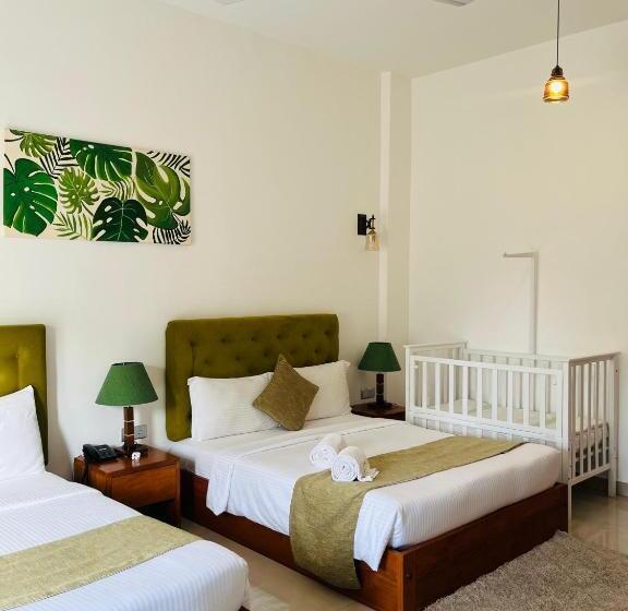 Семейный Номер Superior, J Leaf Hotel By Blue Bird