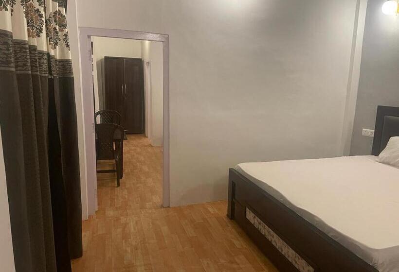 패밀리 룸 산 전망, Orchard Hill Retreat