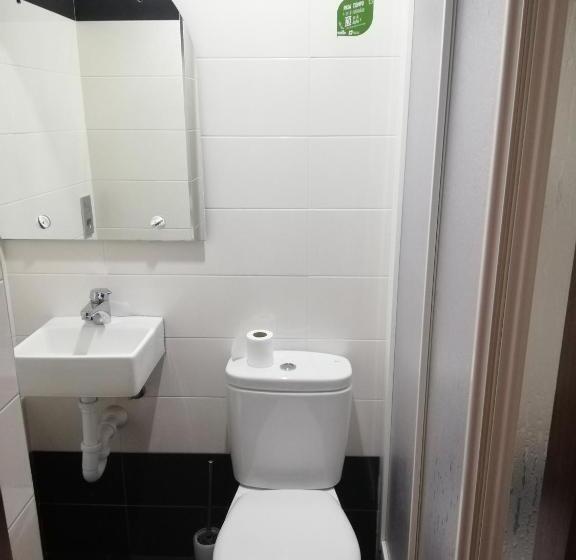 Кровать в Общей Комнате, Albergue Buen Camino