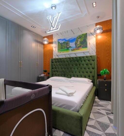 带大床的套房, Nolea Boutique