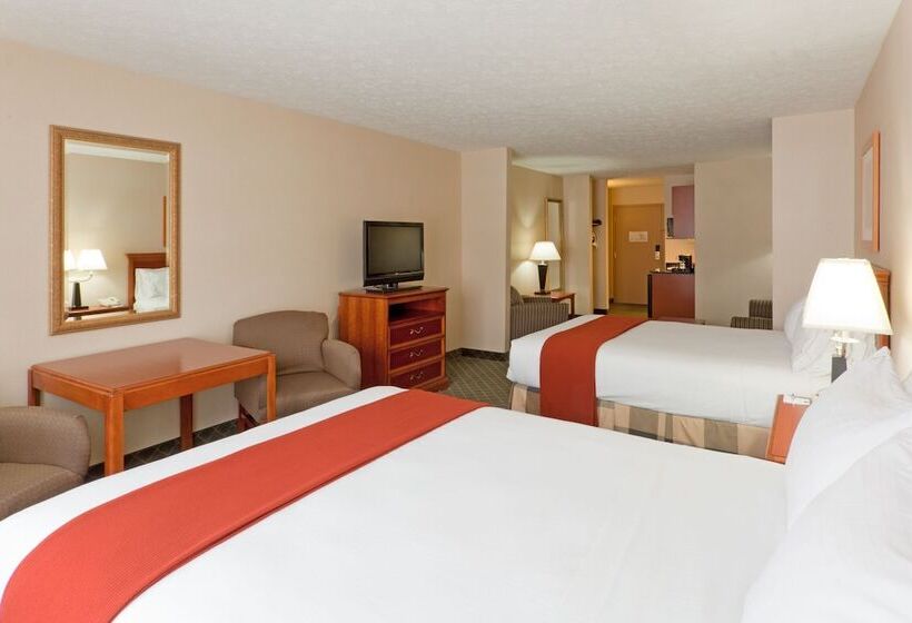 스탠다드 룸, Holiday Inn Express & Suites Kent   University Area By Ihg
