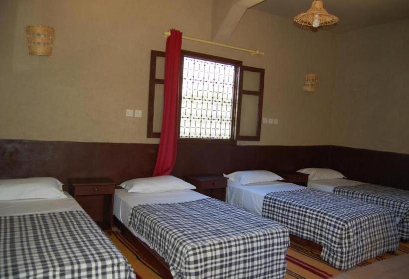 Четырехместный Номер Стандарт, Auberge Amellagou