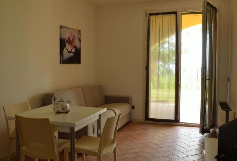 آپارتمان 1 خوابه, Residence Karina